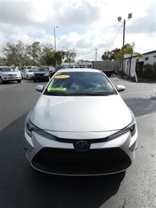 2022 Toyota Corolla LE   - Photo 5 - Naples, FL 34104