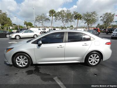 2022 Toyota Corolla LE   - Photo 10 - Naples, FL 34104