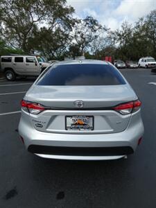 2022 Toyota Corolla LE   - Photo 12 - Naples, FL 34104