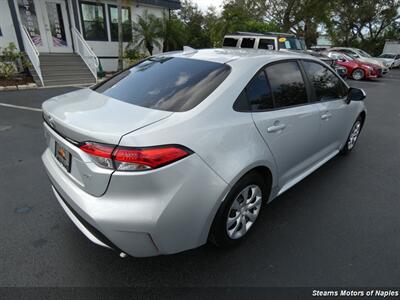 2022 Toyota Corolla LE   - Photo 11 - Naples, FL 34104