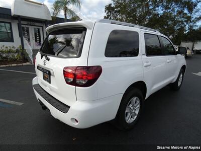 2020 Toyota Sequoia SR5   - Photo 11 - Naples, FL 34104