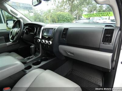 2020 Toyota Sequoia SR5   - Photo 50 - Naples, FL 34104