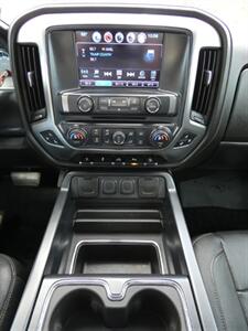 2017 Chevrolet Silverado 1500 LTZ Z71   - Photo 31 - Naples, FL 34104