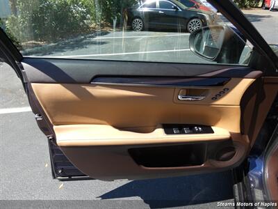 2018 Lexus ES 350   - Photo 43 - Naples, FL 34104