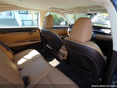 2018 Lexus ES 350   - Photo 55 - Naples, FL 34104