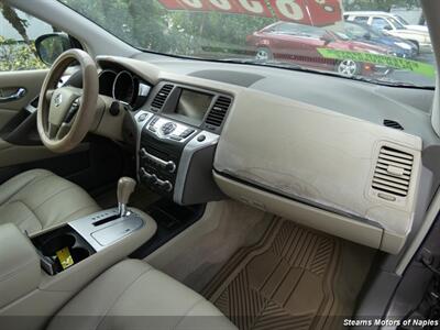 2010 Nissan Murano SL   - Photo 47 - Naples, FL 34104