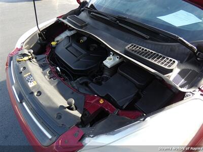 2015 Ford Escape SE   - Photo 8 - Naples, FL 34104