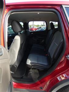 2015 Ford Escape SE   - Photo 39 - Naples, FL 34104