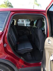 2015 Ford Escape SE   - Photo 48 - Naples, FL 34104