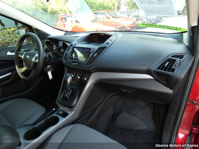 2015 Ford Escape SE photo 26