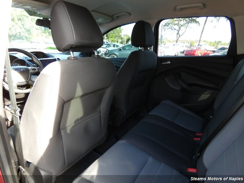 2015 Ford Escape SE photo 24