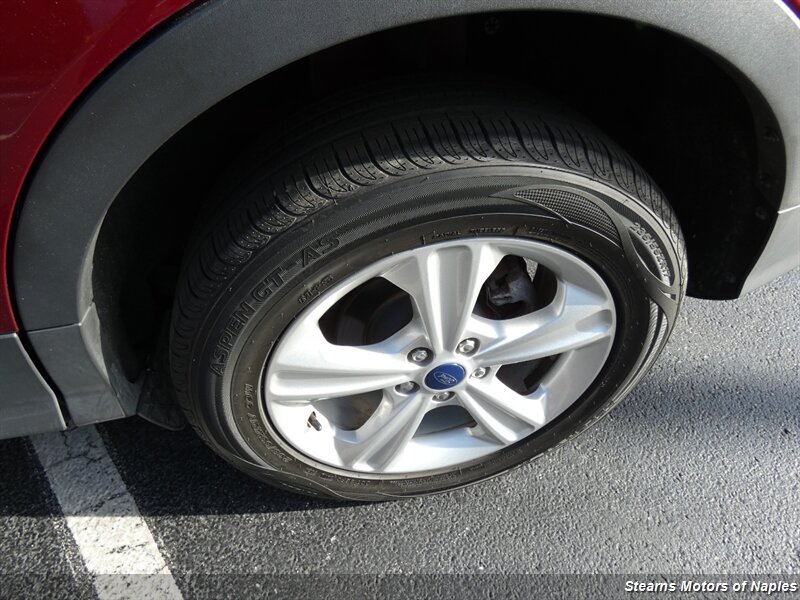2015 Ford Escape SE photo 11