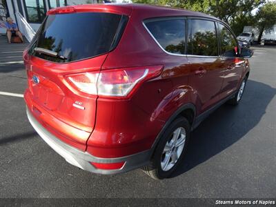 2015 Ford Escape SE   - Photo 11 - Naples, FL 34104
