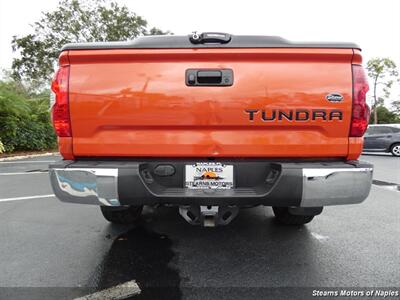 2018 Toyota Tundra SR5   - Photo 13 - Naples, FL 34104