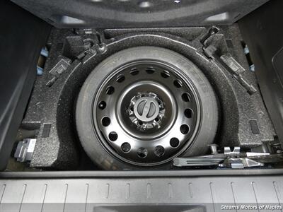 2017 Chevrolet Equinox LT AWD - Photo 16 - Naples, FL 34104