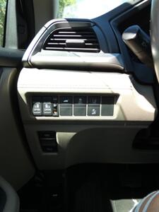 2019 Honda Odyssey EX-L   - Photo 22 - Naples, FL 34104