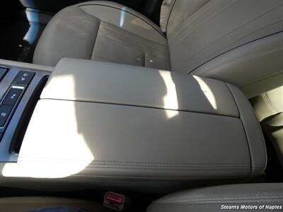 2015 Hyundai Genesis 3.8L   - Photo 32 - Naples, FL 34104