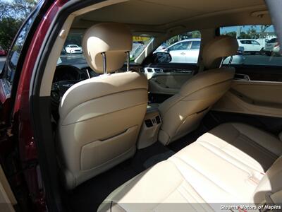 2015 Hyundai Genesis 3.8L   - Photo 43 - Naples, FL 34104
