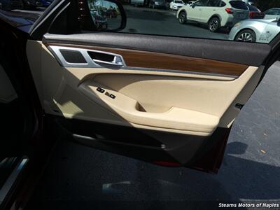 2015 Hyundai Genesis 3.8L   - Photo 49 - Naples, FL 34104