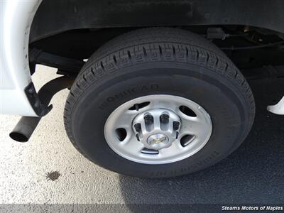 2023 Chevrolet Express 2500 - Photo 16 - Naples, FL 34104