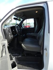 2023 Chevrolet Express 2500 - Photo 34 - Naples, FL 34104