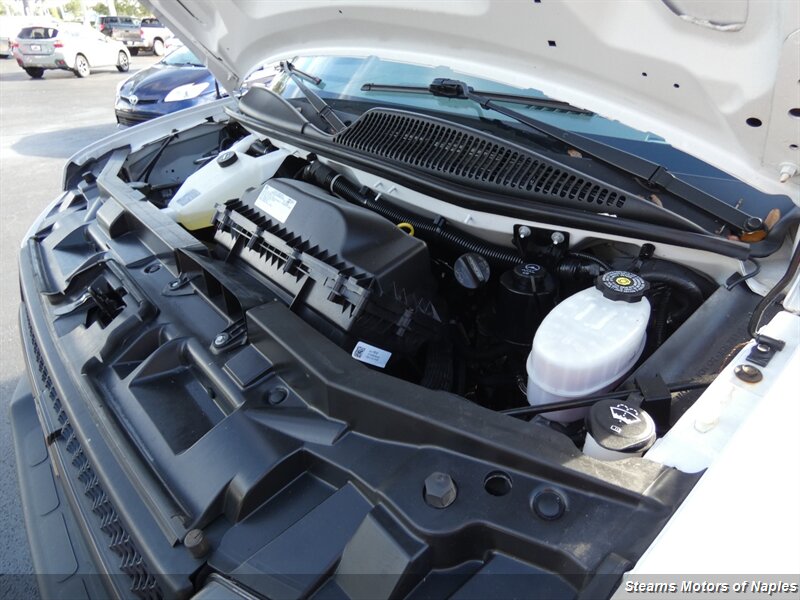 2023 Chevrolet Express 2500 Cargo photo 5