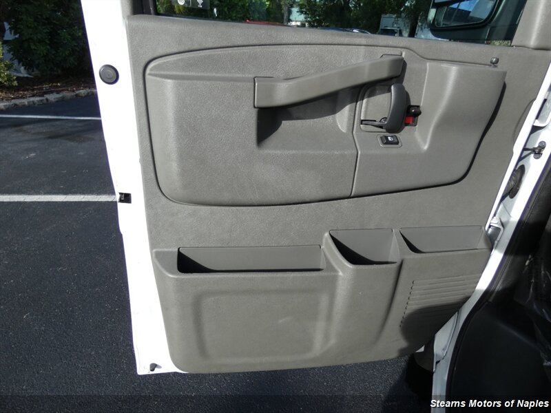 2023 Chevrolet Express 2500 Cargo photo 21
