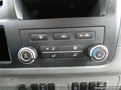 2021 Nissan NV 2500 HD SV   - Photo 29 - Naples, FL 34104
