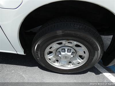 2021 Nissan NV 2500 HD SV   - Photo 19 - Naples, FL 34104