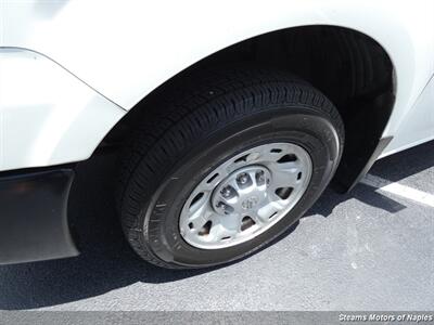 2021 Nissan NV 2500 HD SV   - Photo 18 - Naples, FL 34104