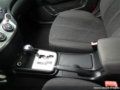 2010 Hyundai Elantra SE - Photo 33 - Naples, FL 34104