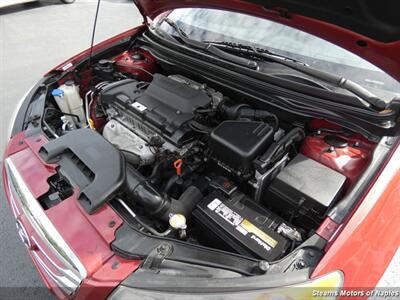 2010 Hyundai Elantra SE - Photo 8 - Naples, FL 34104