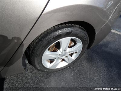 2013 Hyundai Elantra GLS   - Photo 19 - Naples, FL 34104
