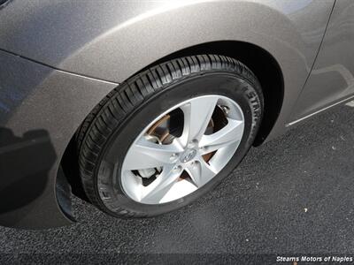 2013 Hyundai Elantra GLS   - Photo 18 - Naples, FL 34104