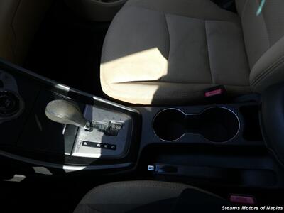 2013 Hyundai Elantra GLS   - Photo 31 - Naples, FL 34104