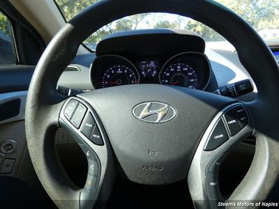 2013 Hyundai Elantra GLS   - Photo 24 - Naples, FL 34104