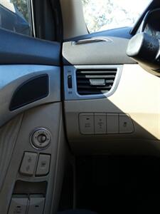 2013 Hyundai Elantra GLS   - Photo 22 - Naples, FL 34104