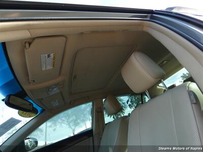 2011 Toyota Avalon Limited   - Photo 34 - Naples, FL 34104