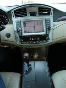 2011 Toyota Avalon Limited   - Photo 30 - Naples, FL 34104