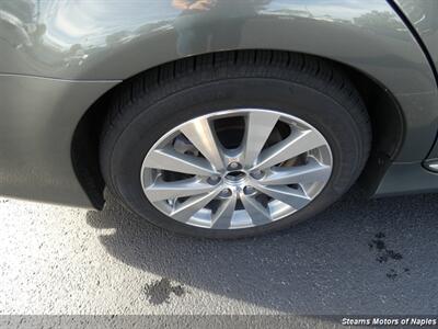 2011 Toyota Avalon Limited   - Photo 16 - Naples, FL 34104
