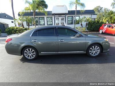 2011 Toyota Avalon Limited   - Photo 2 - Naples, FL 34104