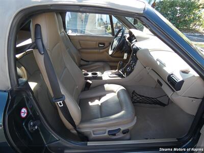 2001 BMW Z3 3.0i   - Photo 43 - Naples, FL 34104