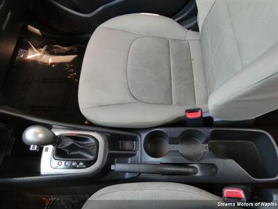 2014 Kia Rio LX   - Photo 20 - Naples, FL 34104