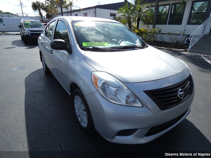 2013 Nissan Versa 1.6 S Plus  