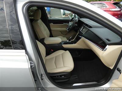 2017 Cadillac XT5 Luxury   - Photo 48 - Naples, FL 34104