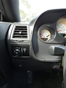 2011 Dodge Challenger SE - Photo 23 - Naples, FL 34104