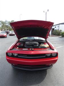 2011 Dodge Challenger SE - Photo 6 - Naples, FL 34104