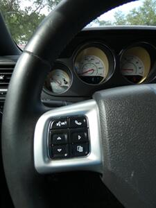 2011 Dodge Challenger SE - Photo 24 - Naples, FL 34104