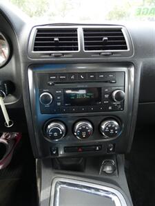 2011 Dodge Challenger SE - Photo 30 - Naples, FL 34104