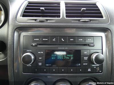 2011 Dodge Challenger SE - Photo 28 - Naples, FL 34104